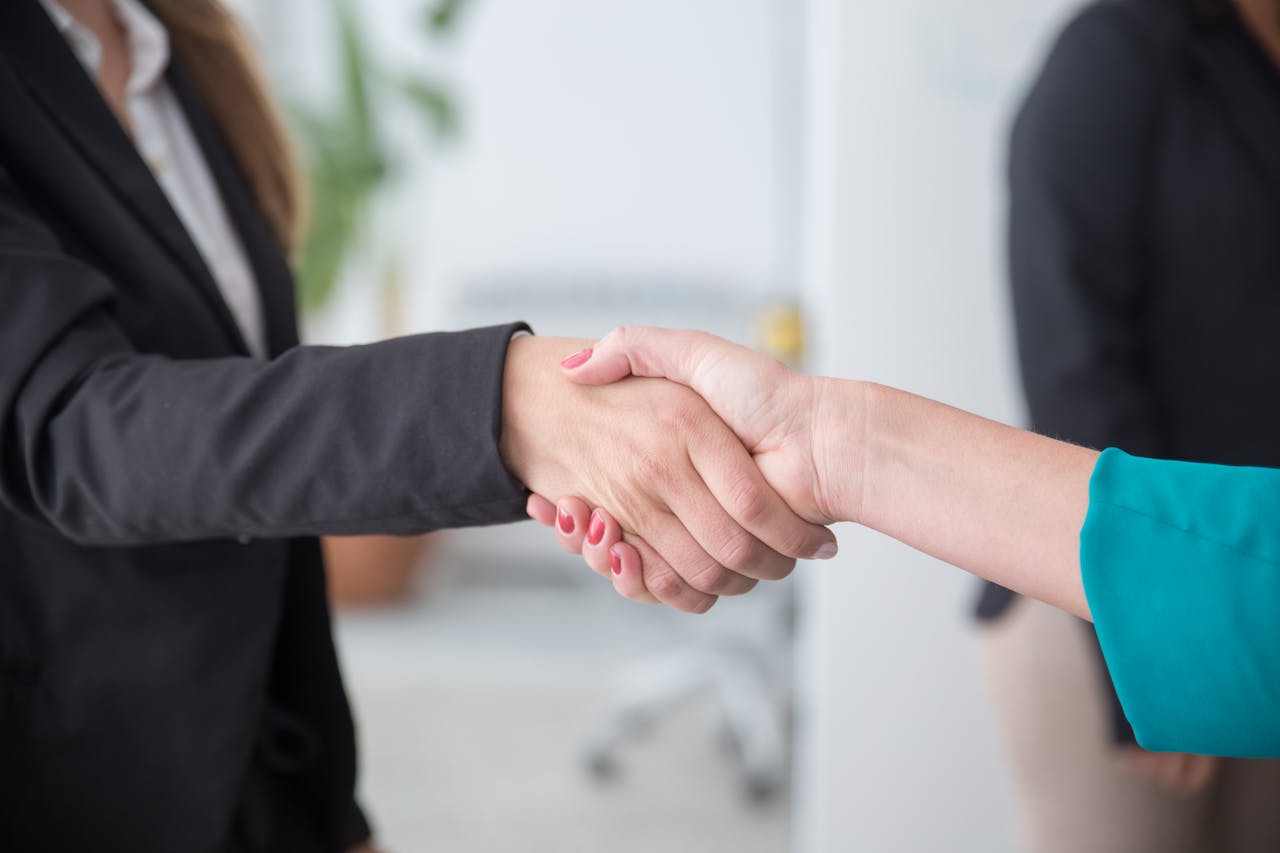 Pourquoi la rédaction de contrats est essentielle pour votre entreprise